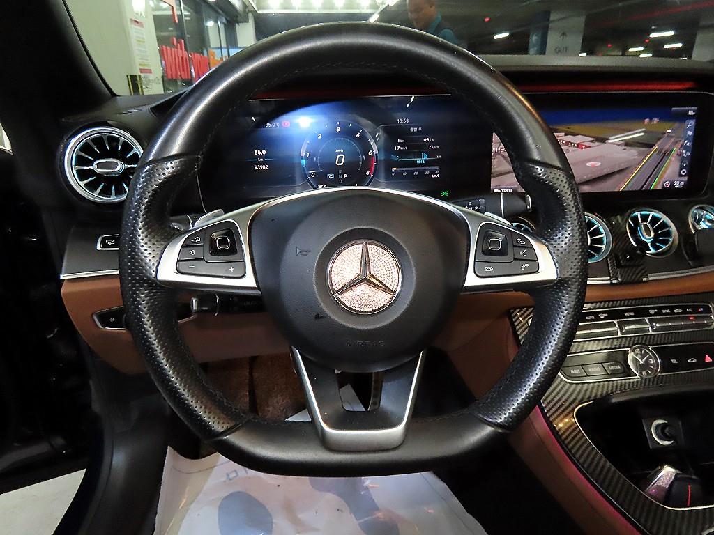 Mercedes Benz E class - Vista 11