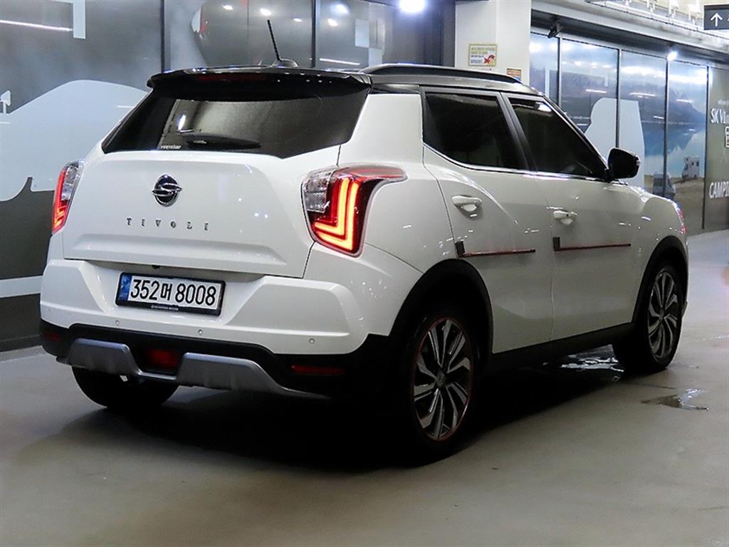 Ssangyong Tivoli 2022 Blanco - Importación desde Corea - HF Imports Iquique - Foto 1