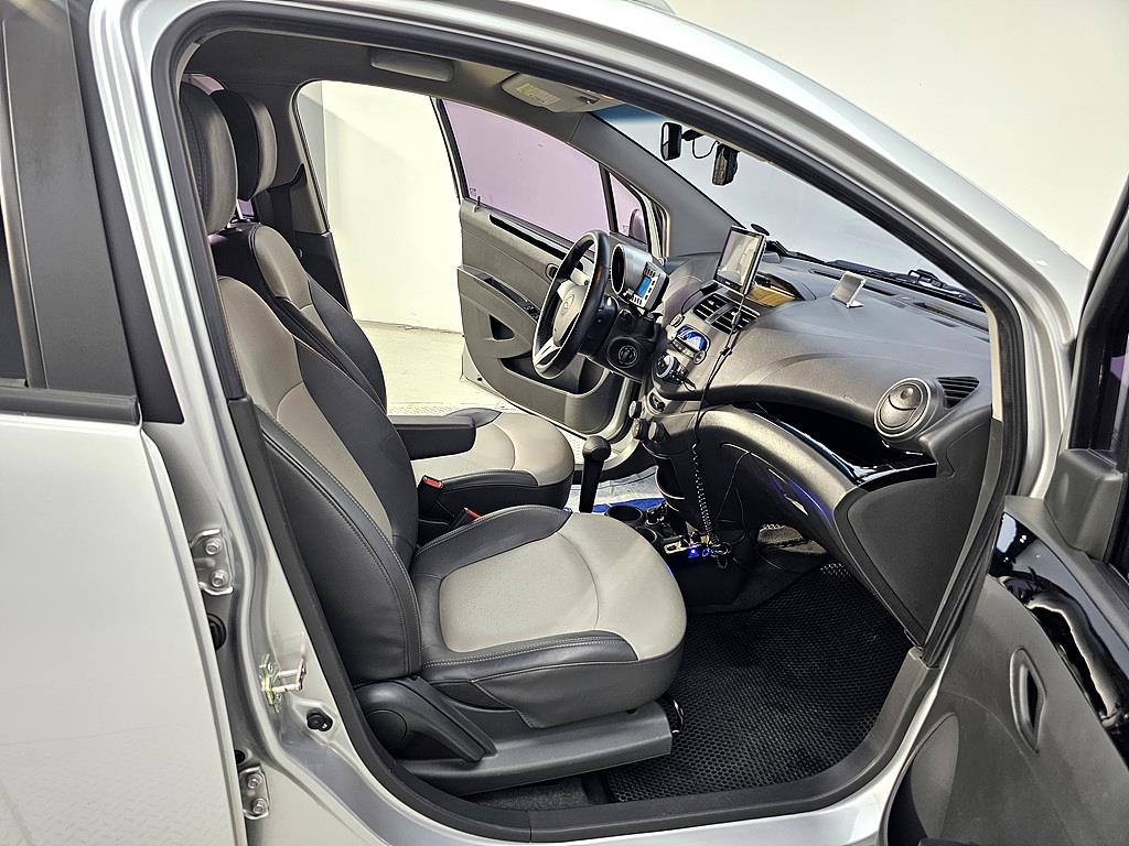 Chevrolet Spark - Vista 11