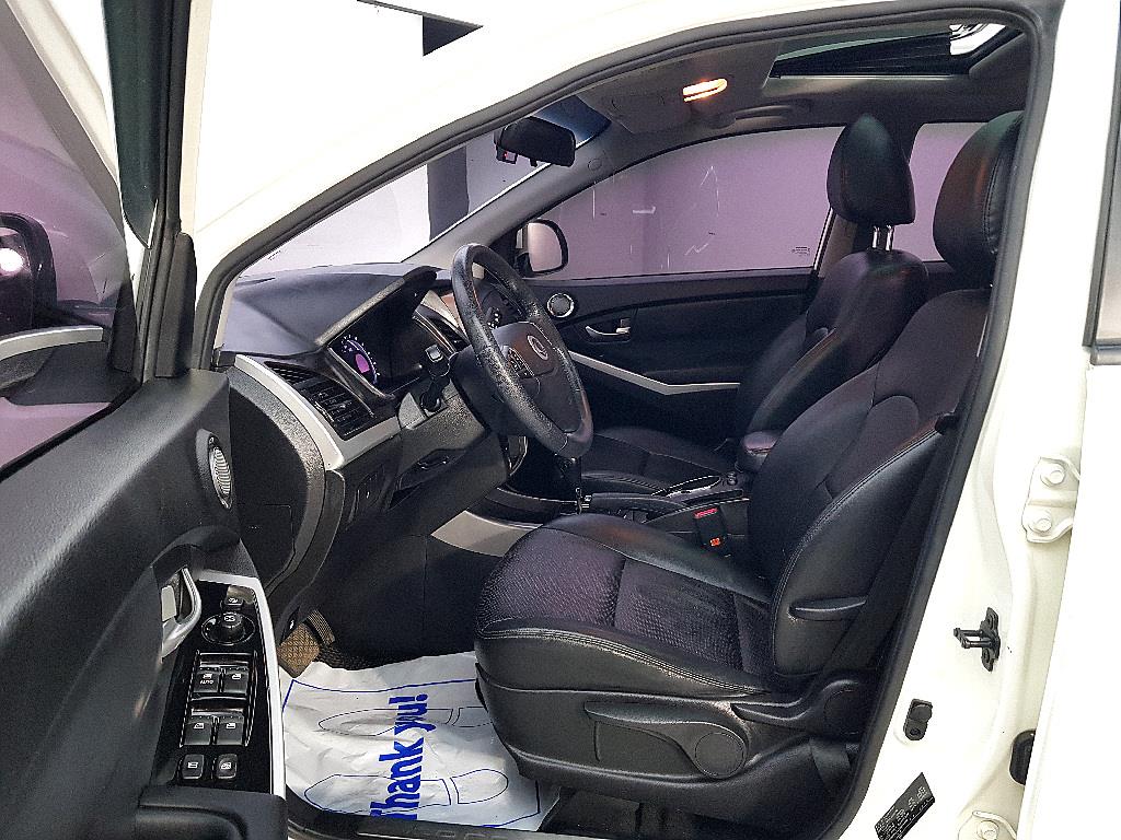 Ssangyong Korando - Vista 8