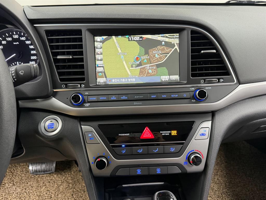 HYUNDAI Avante 2018 Azul - Importación desde Corea - HF Imports Iquique - Foto 18