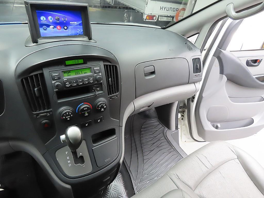HYUNDAI Starex 2016 Blanco - Importación desde Corea - HF Imports Iquique - Foto 7