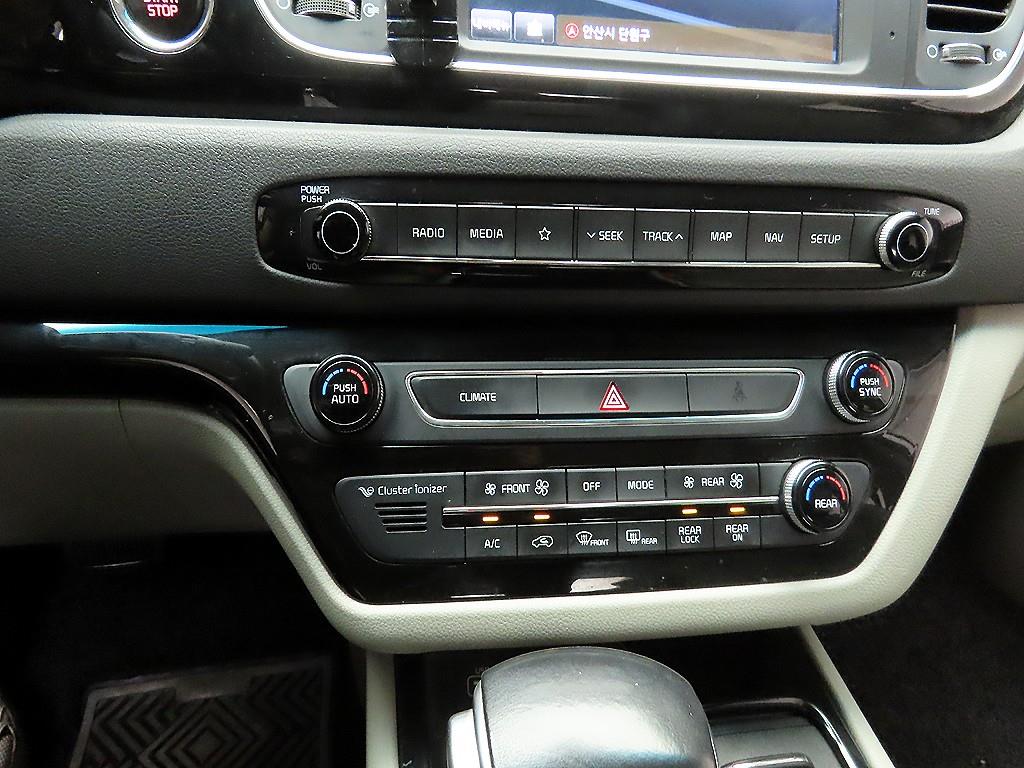 KIA Carnival 2018 - Importación desde Corea - HF Imports Iquique - Foto 16
