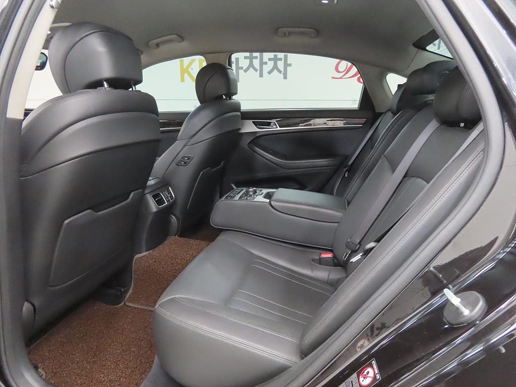Genesis G80 - Vista 6