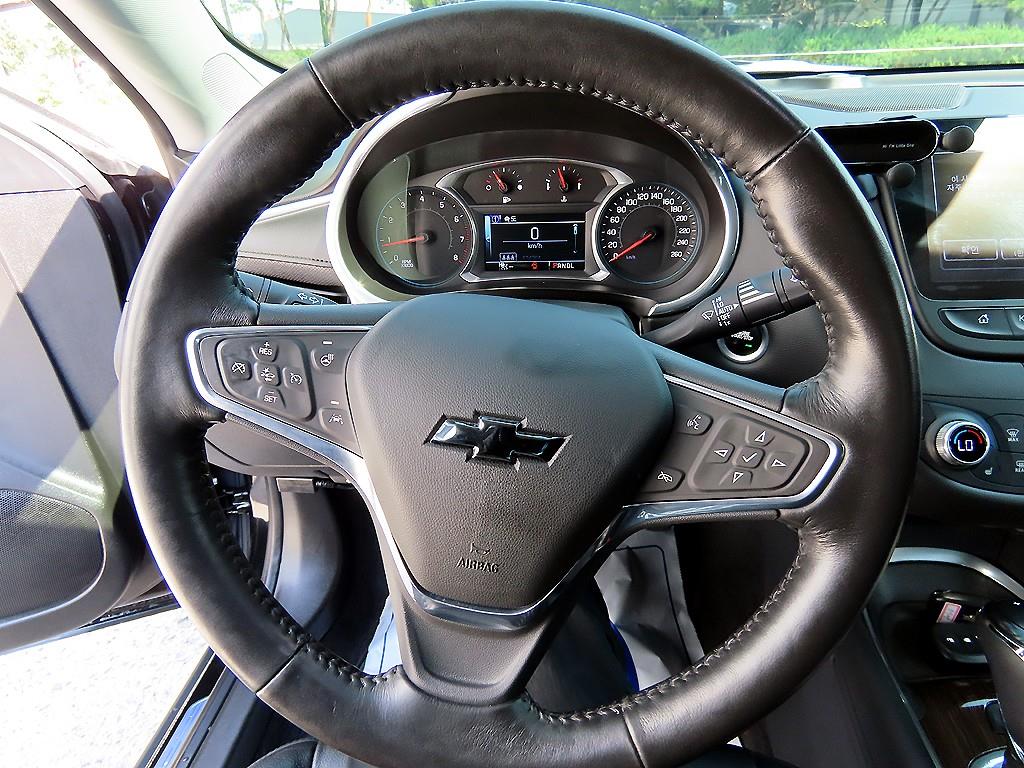 Chevrolet Malibu - Vista 8
