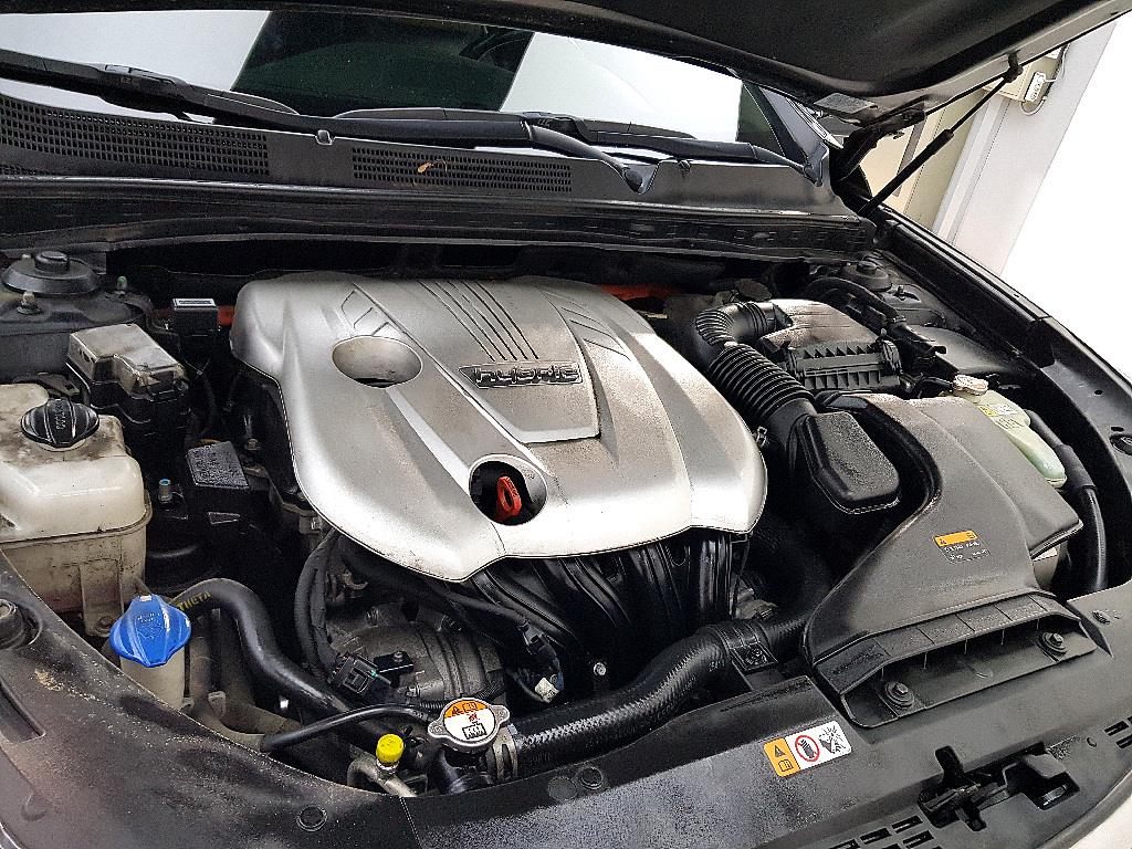 HYUNDAI Grandeur - Vista 6