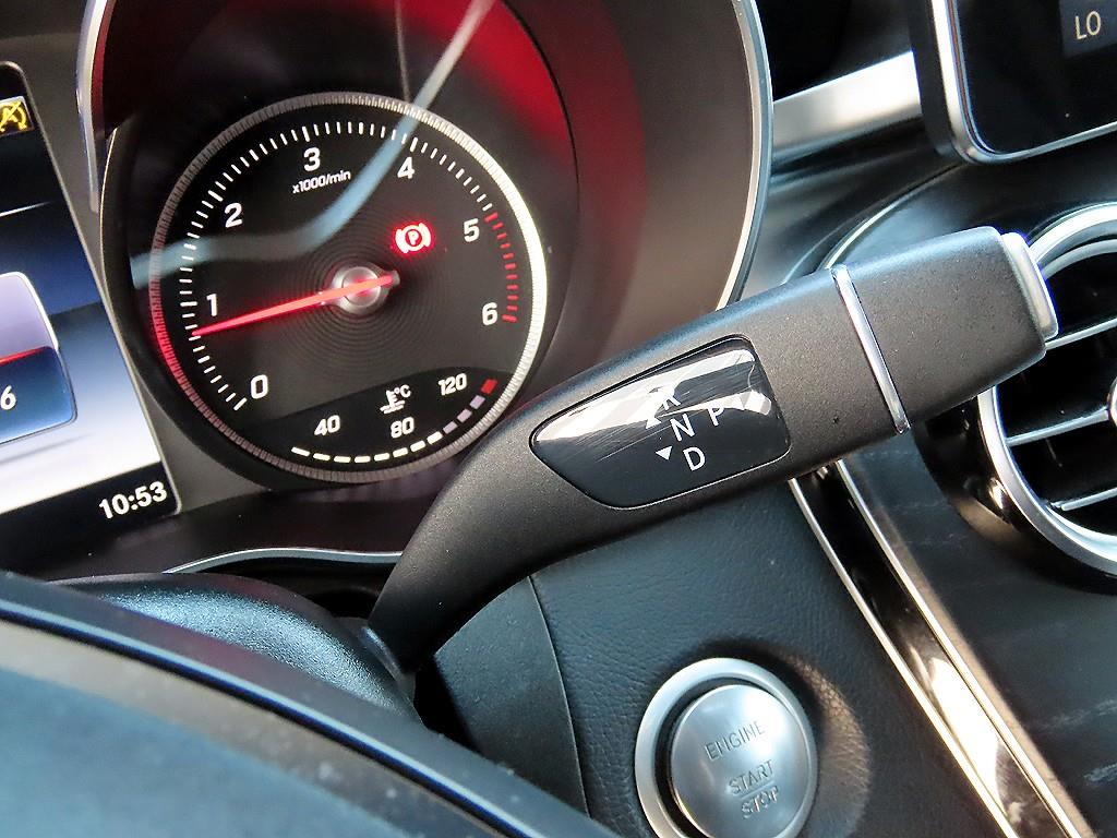 Mercedes Benz GLC Class - Vista 11