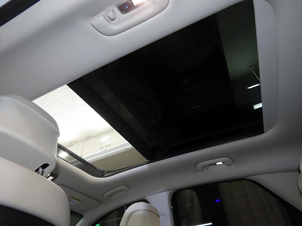 Genesis GV70 2023 Blanco - Importación desde Corea - HF Imports Iquique - Foto 15