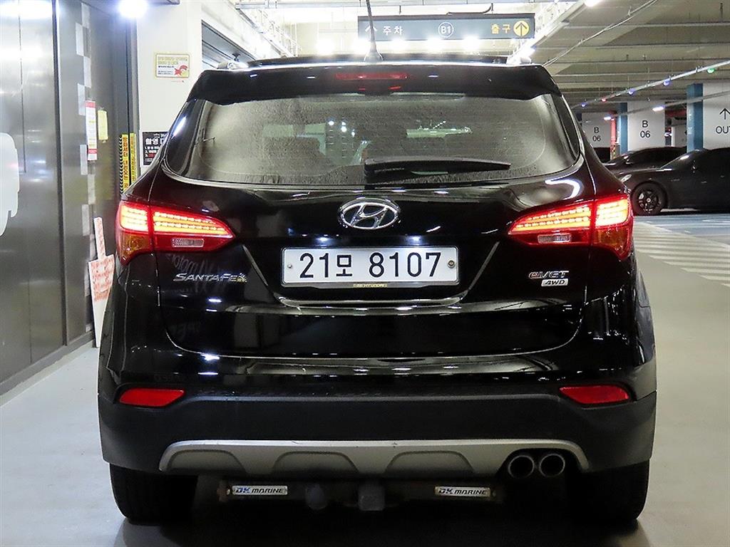 HYUNDAI Santa Fe - Vista 5