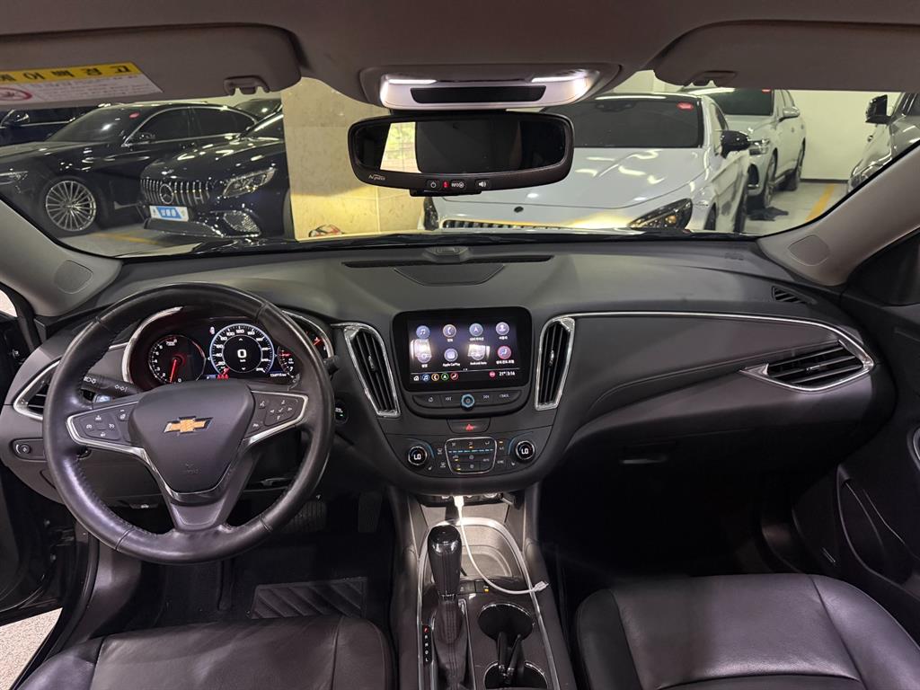 Chevrolet Malibu - Vista 8