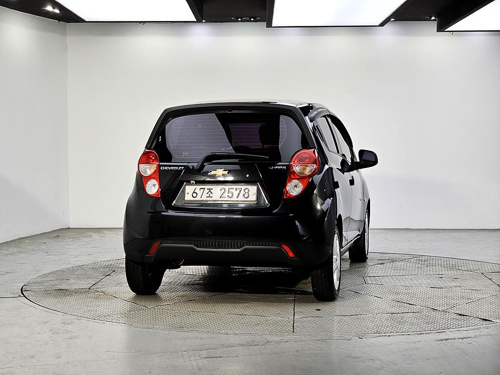 Chevrolet Spark - Vista 3