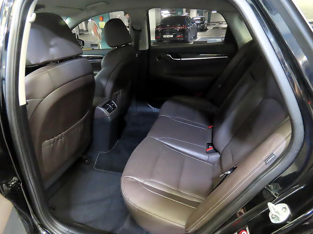 HYUNDAI Grandeur - Vista 7