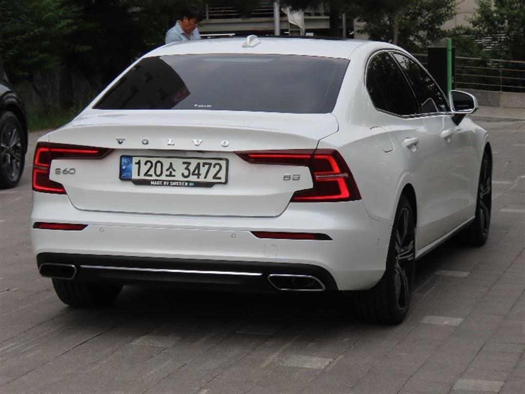 Volvo S60 - Vista 5