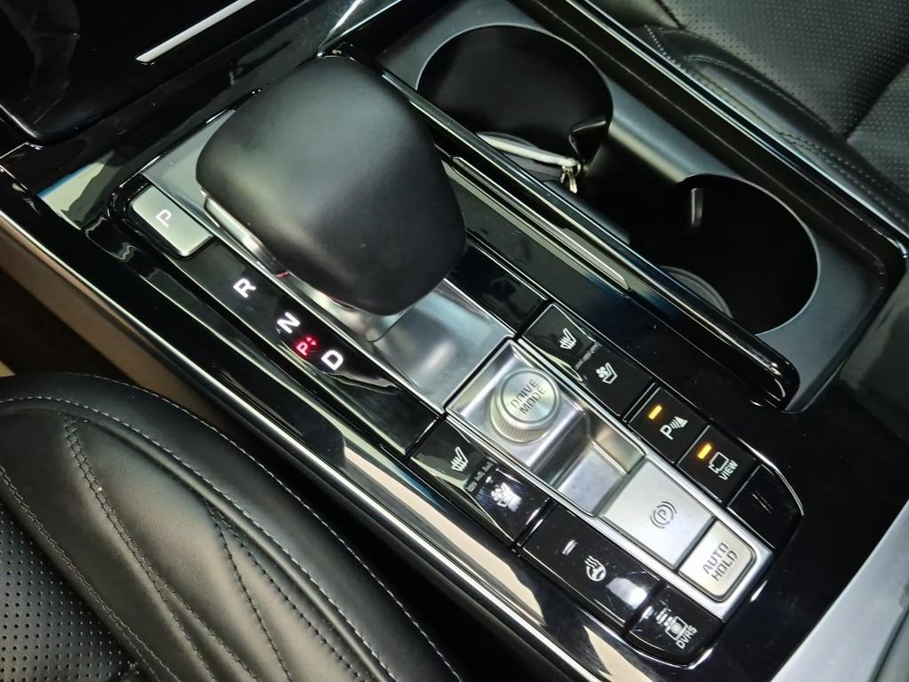 KIA K7 - Vista 8