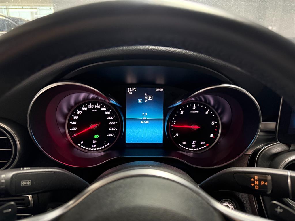 Mercedes Benz C Class - Vista 6