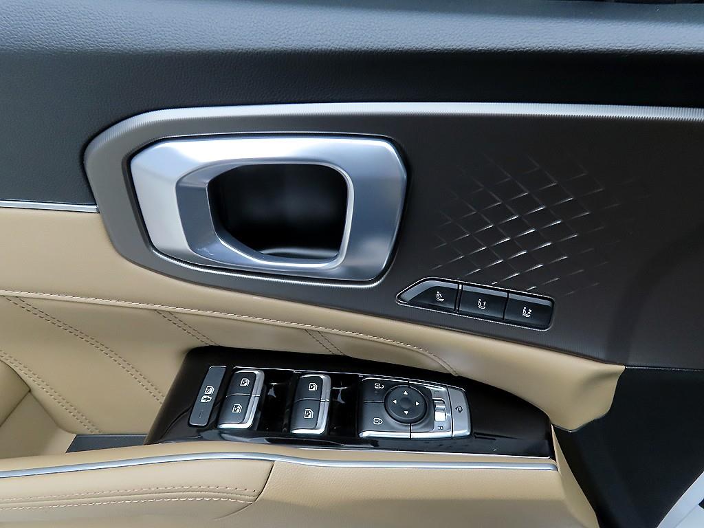 KIA Sorento - Vista 11