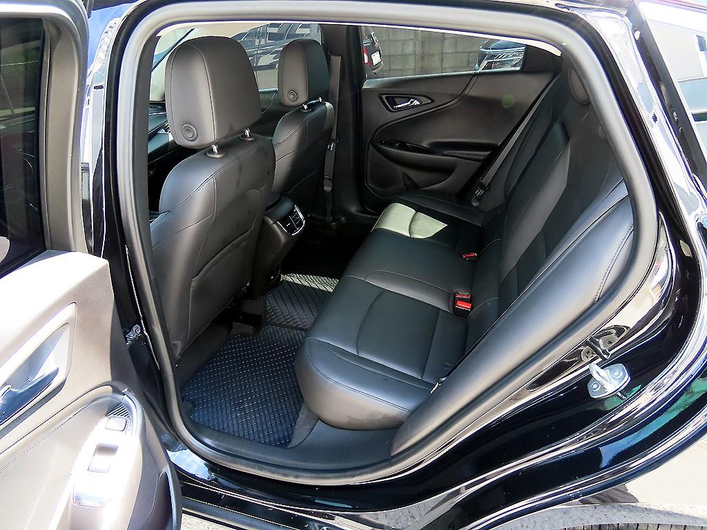 Chevrolet Malibu - Vista 6