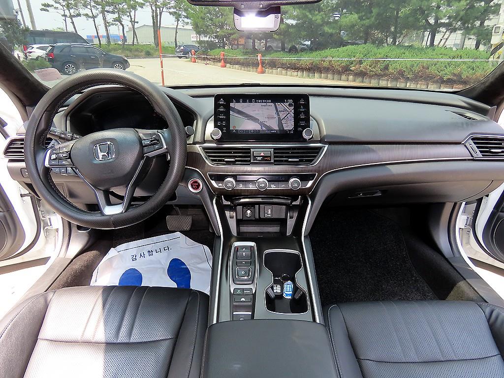 Honda Accord - Vista 7