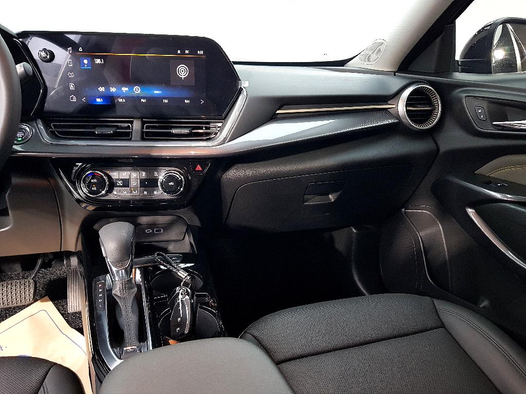 Chevrolet Trax - Vista 10