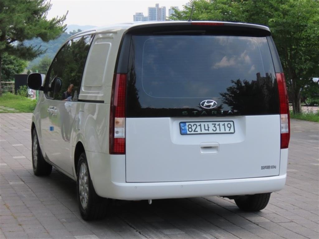HYUNDAI Staria - Vista 7