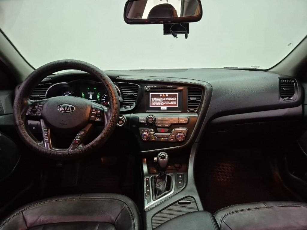 KIA K5 - Vista 7