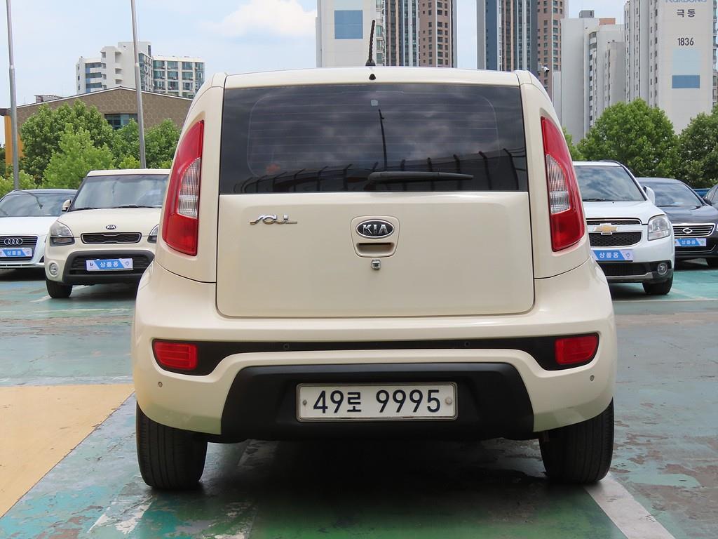 KIA Soul - Vista 3
