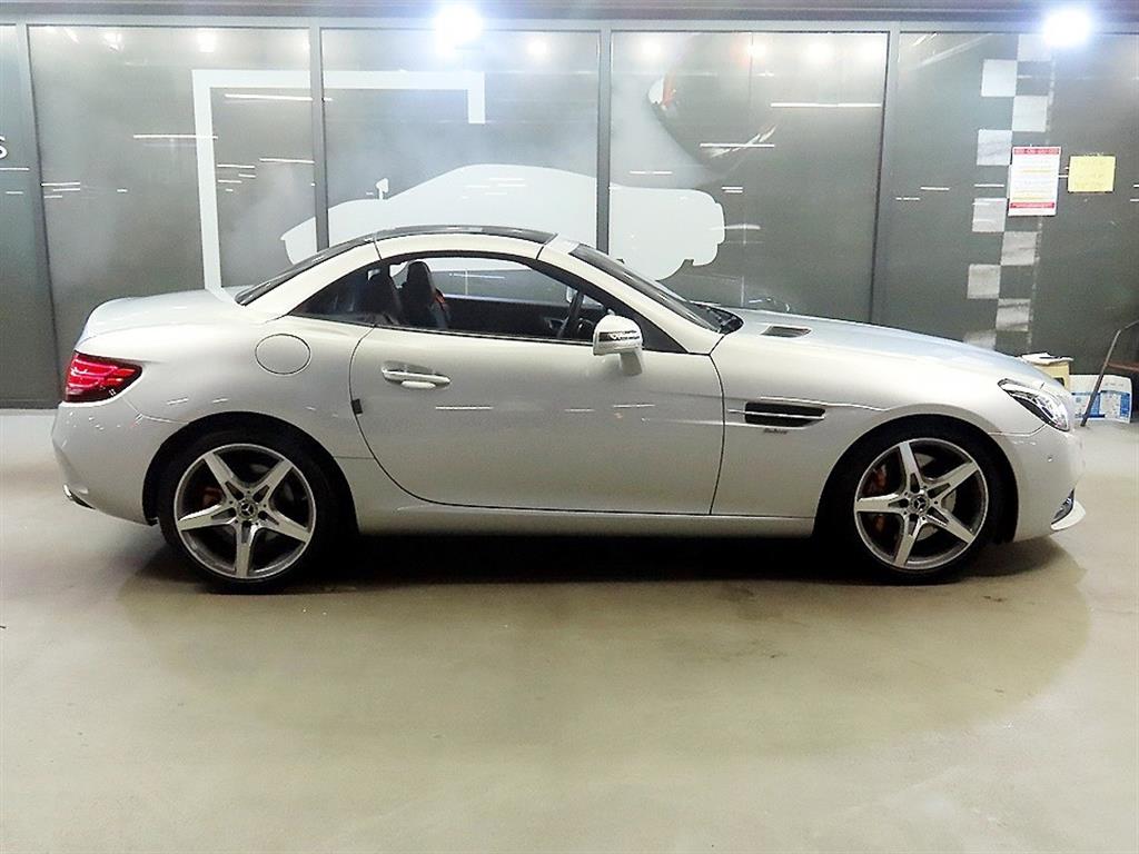 Mercedes Benz SLC Class - Vista 3