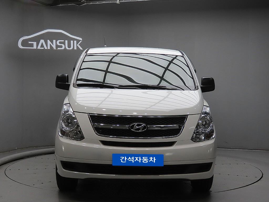 HYUNDAI Starex 2016 Blanco - Importación desde Corea - HF Imports Iquique - Foto 1