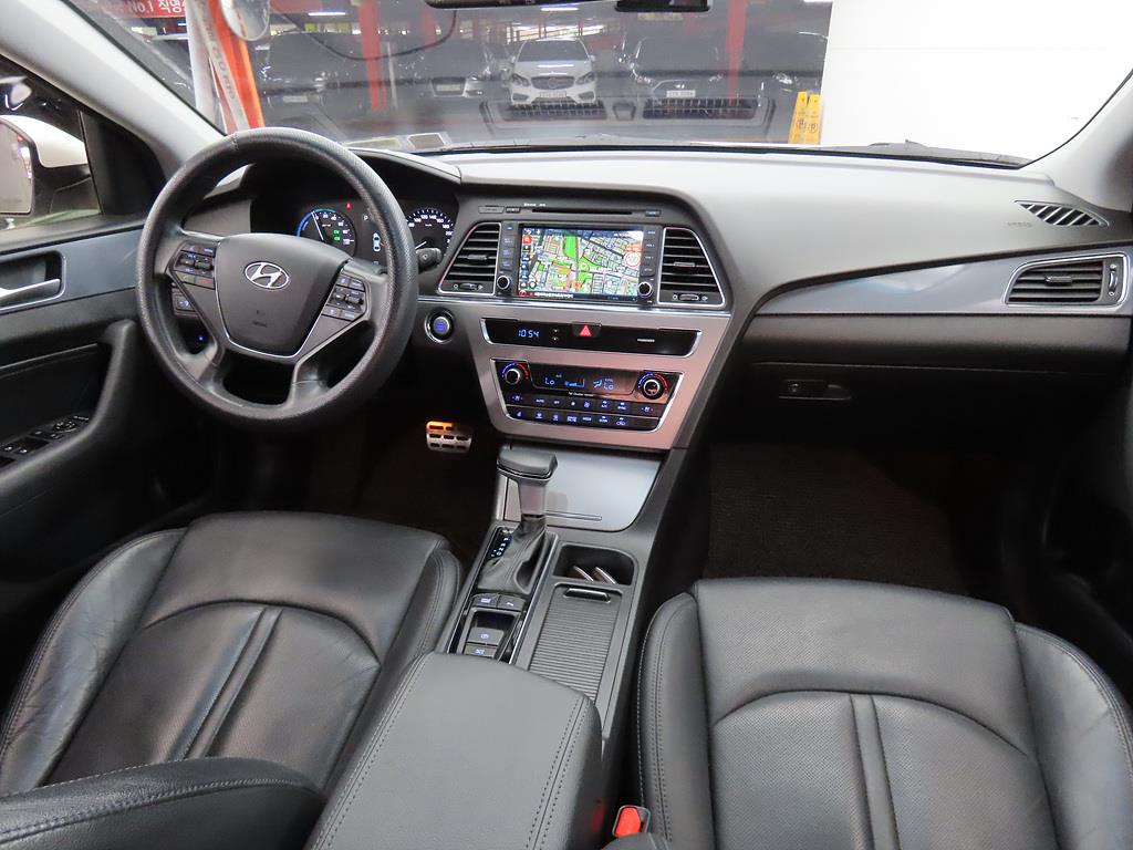 HYUNDAI Sonata - Vista 5