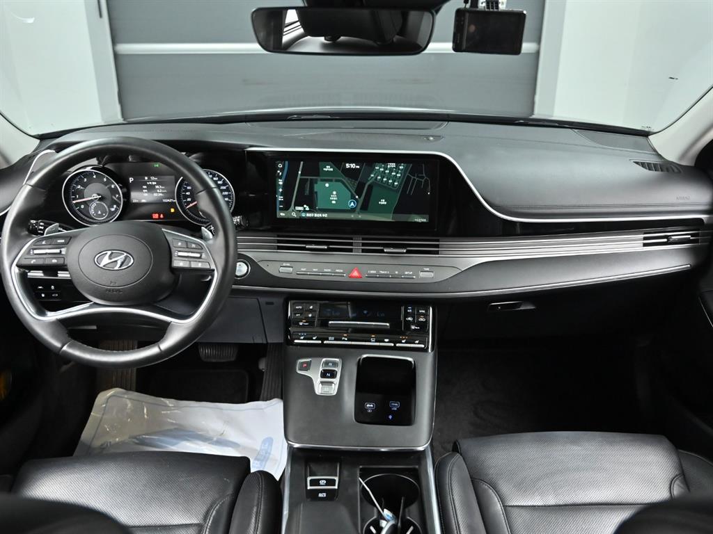 HYUNDAI Grandeur - Vista 7