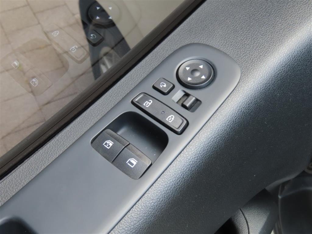 HYUNDAI Staria 2022 Blanco - Importación desde Corea - HF Imports Iquique - Foto 11