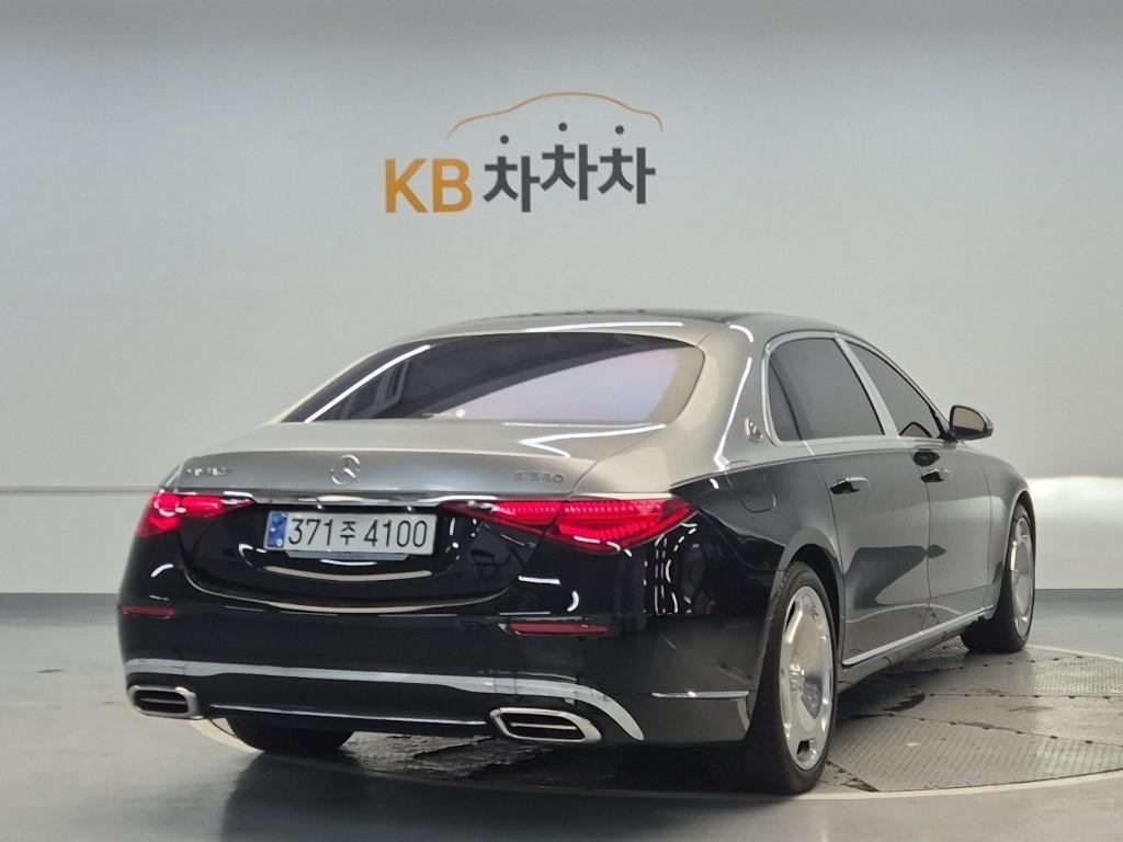 Mercedes Benz S Class - Vista 3