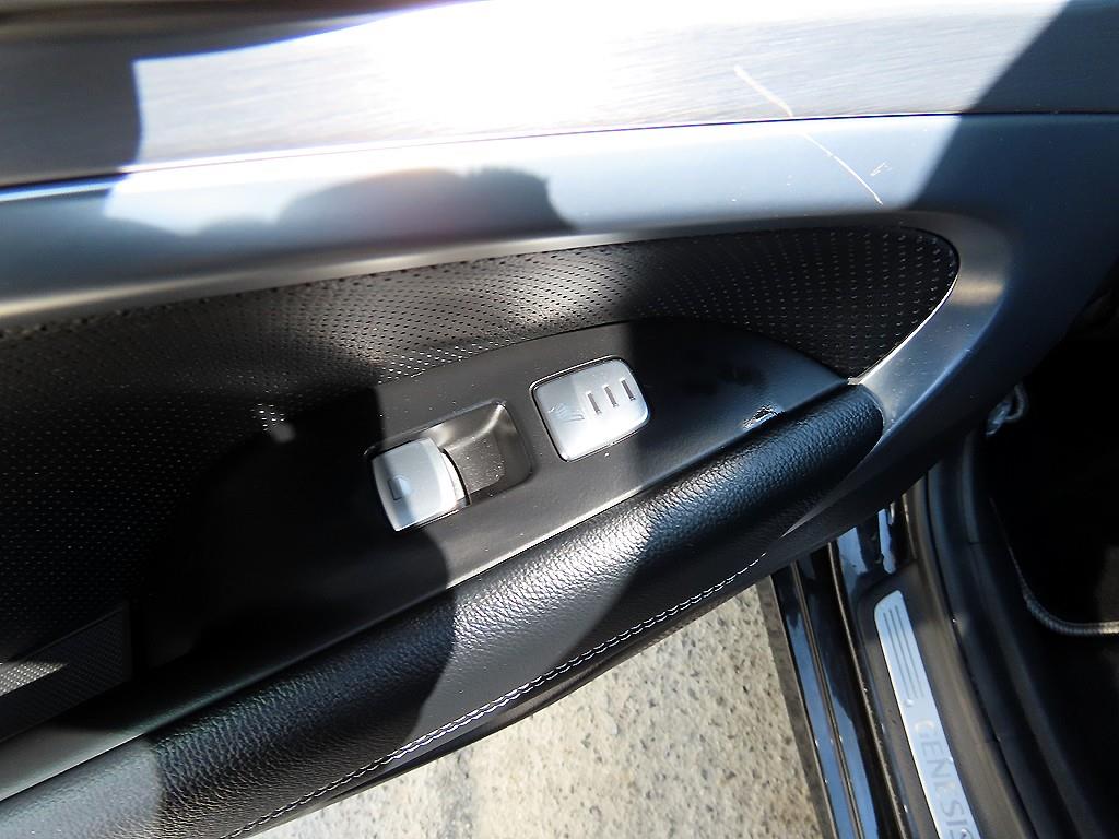 Genesis G70 2019 Negro - Importación desde Corea - HF Imports Iquique - Foto 16