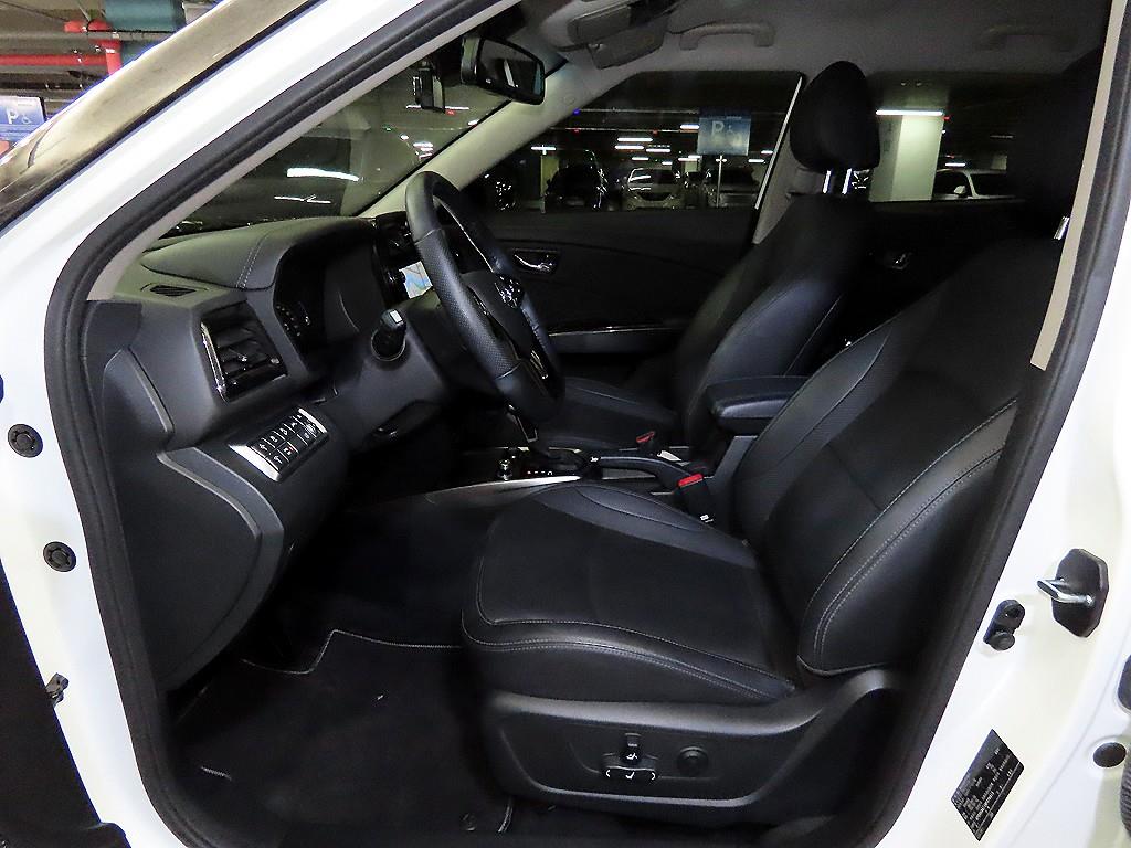 Ssangyong Tivoli - Vista 3