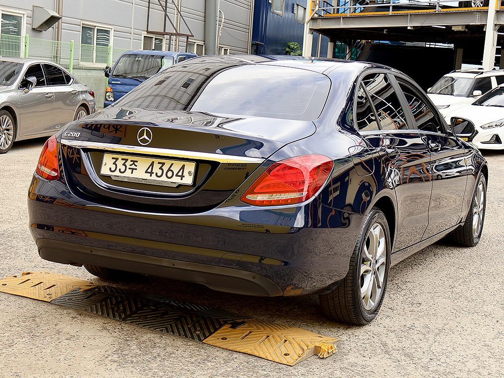 Mercedes Benz C Class - Vista 7