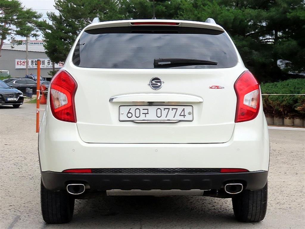 Ssangyong Korando - Vista 4