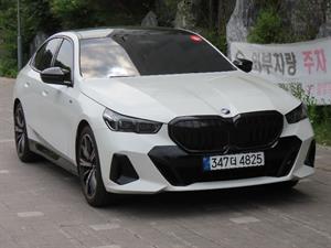 BMW 5 Series - Vista 4