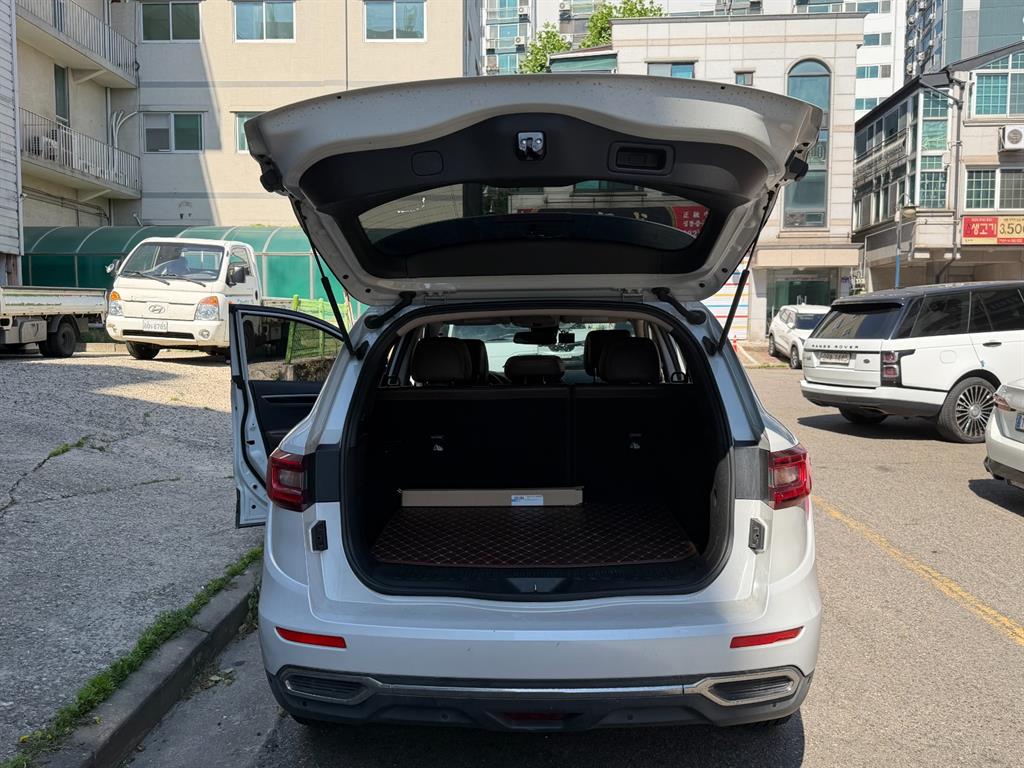 SAMSUNG QM6 2017 Blanco - Importación desde Corea - HF Imports Iquique - Foto 19