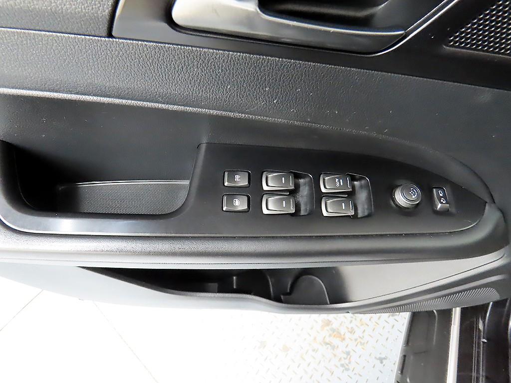 Ssangyong Rexton - Vista 11