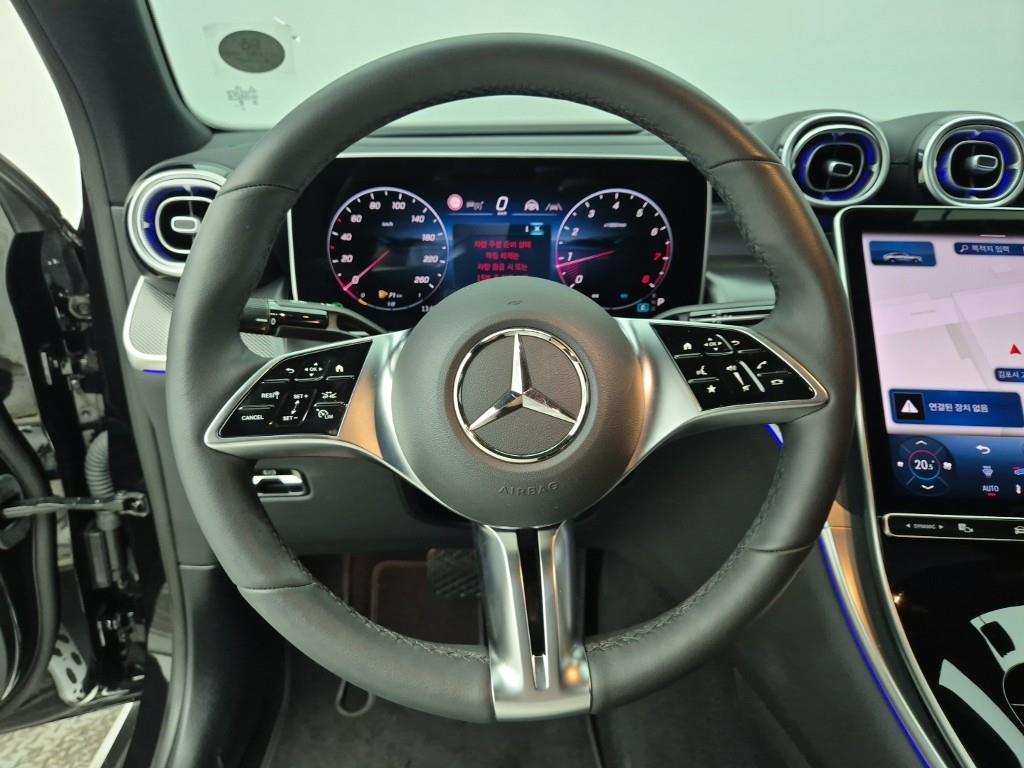 Mercedes Benz GLC Class - Vista 9
