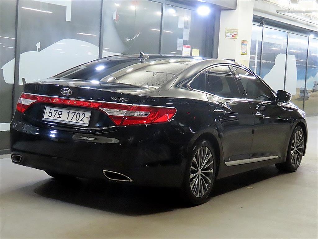 HYUNDAI Grandeur - Vista 4