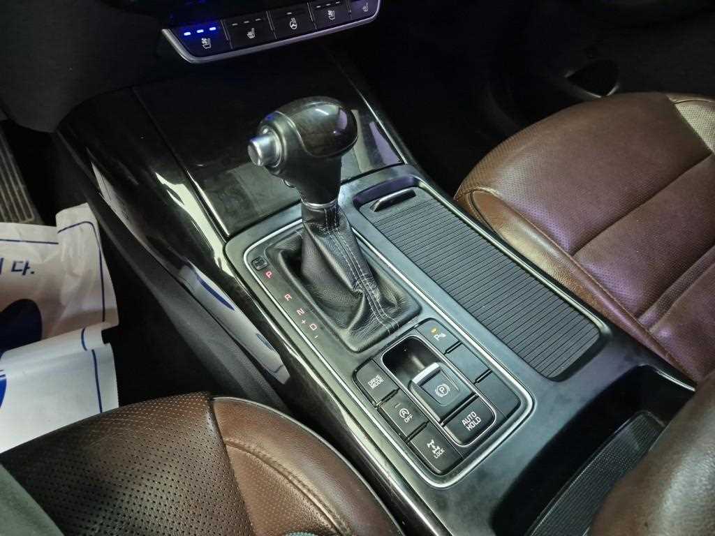 KIA Sorento - Vista 8