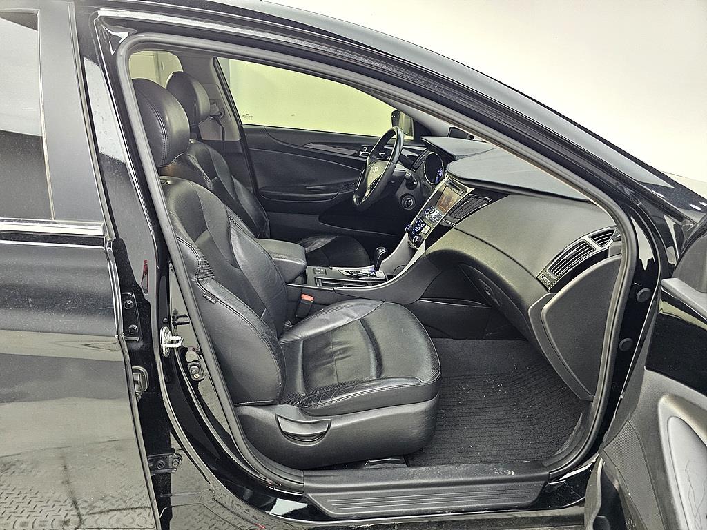 HYUNDAI Sonata - Vista 11