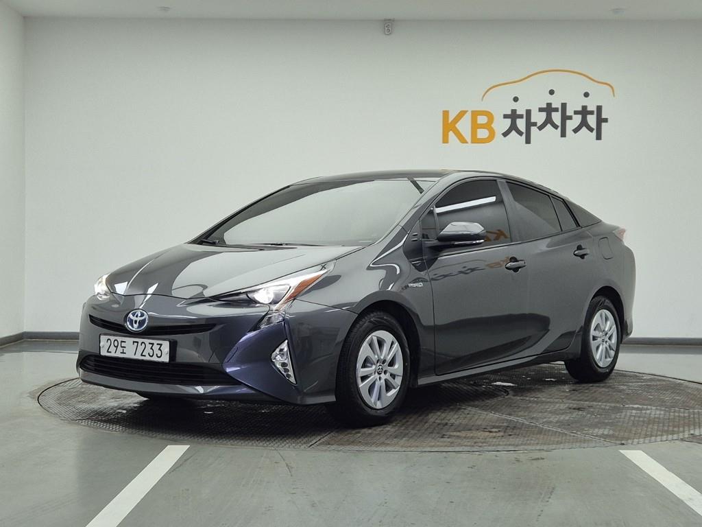 Toyota Prius 2018 Gris - Importación desde Corea - HF Imports Iquique - Foto 1