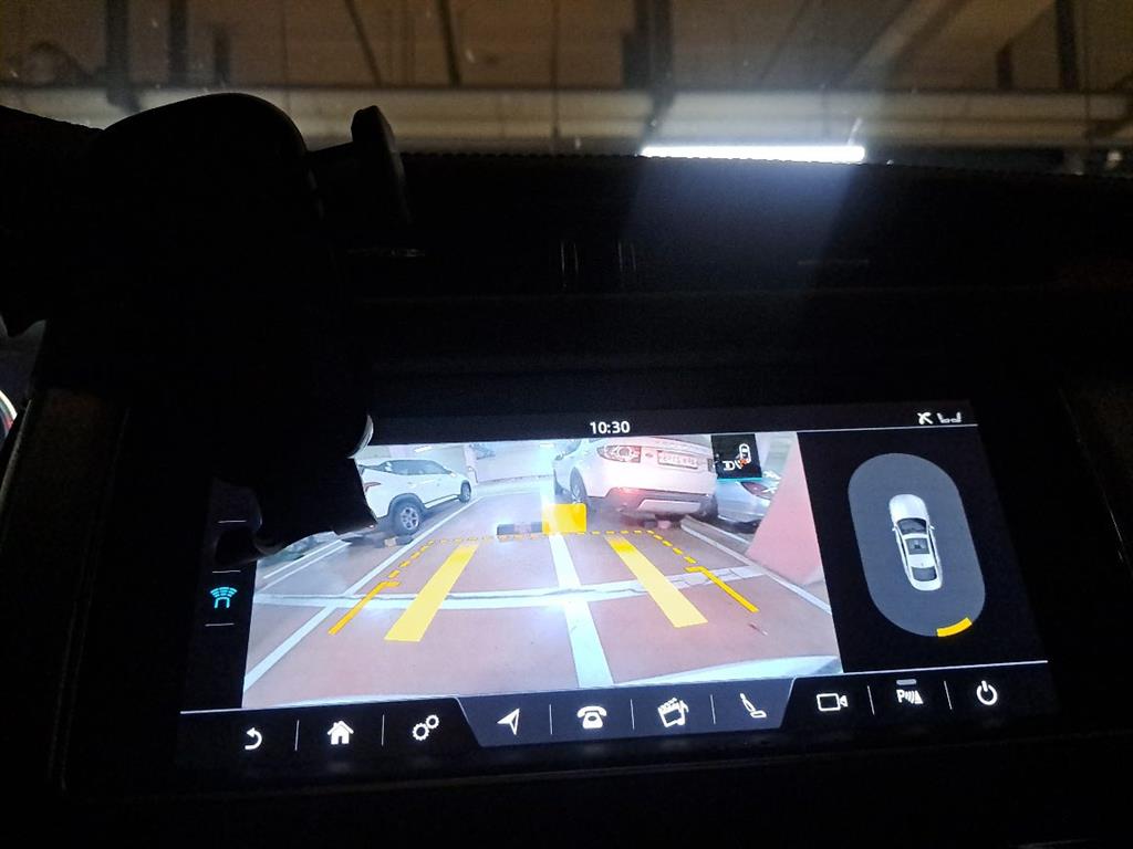 Jaguar XF - Vista 5