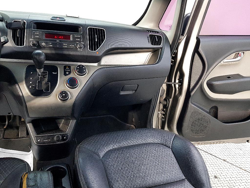 KIA Ray - Vista 10