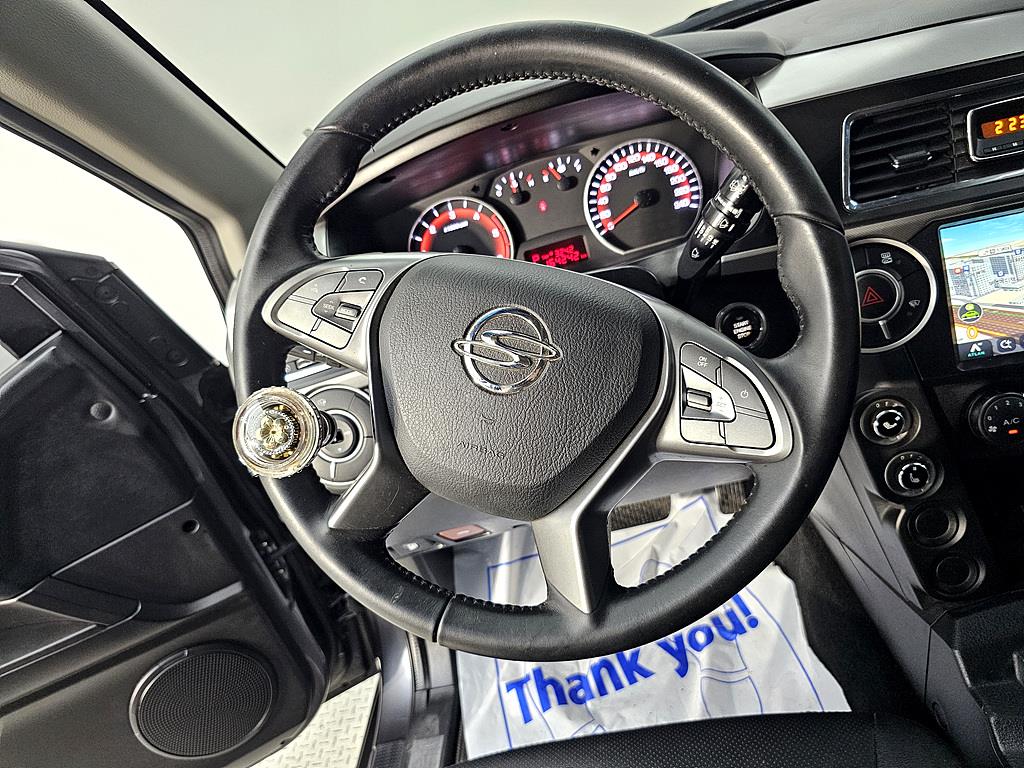 Ssangyong Korando - Vista 12