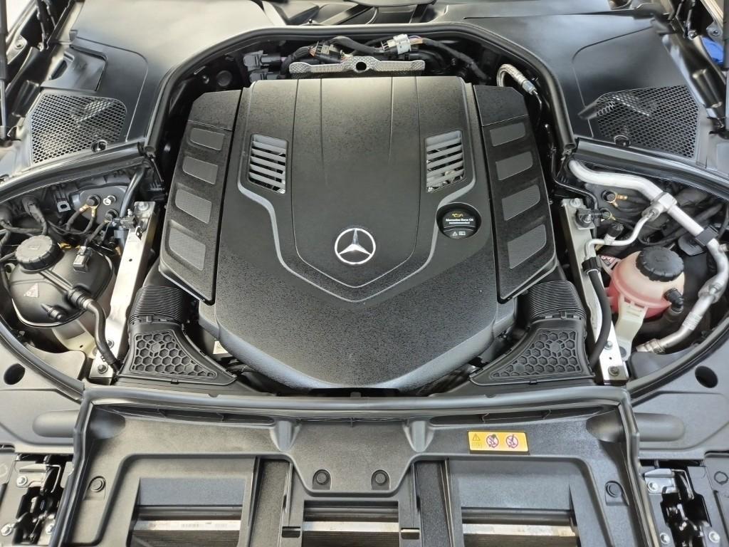 Mercedes Benz S Class - Vista 5