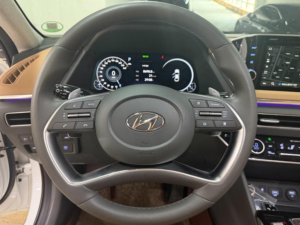 HYUNDAI Sonata - Vista 9