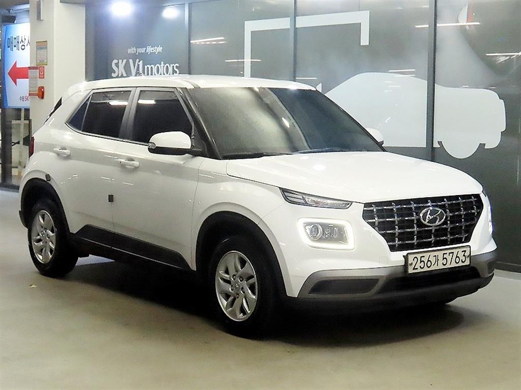 HYUNDAI Venue 2020 Blanco - Importación desde Corea - HF Imports Iquique - Foto 1